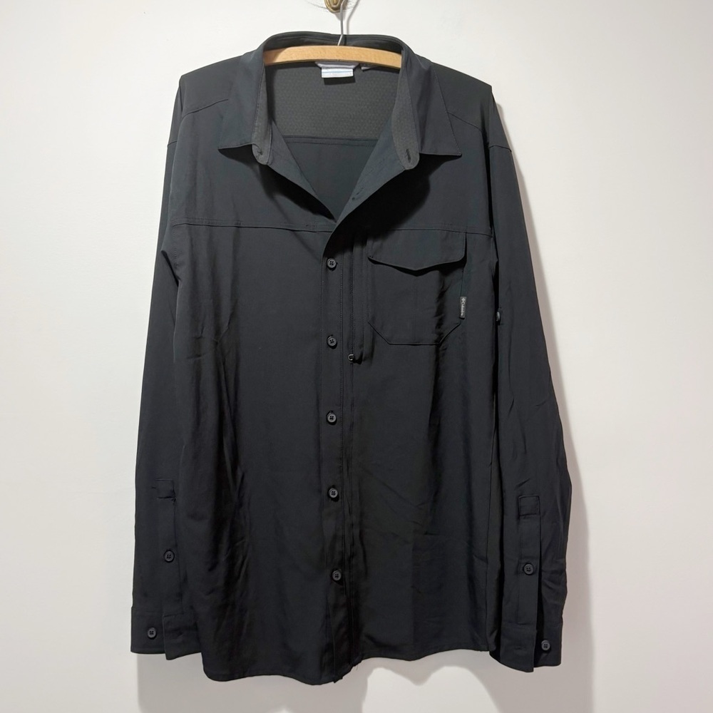Columbia Men’s Utility Hiking Long Sleeve Button Up Shirt Size Large Black Vents
